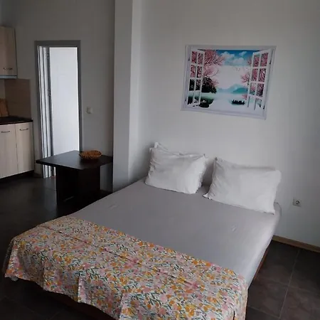 Azuro Apartment