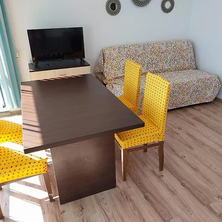 Apartment Azuro