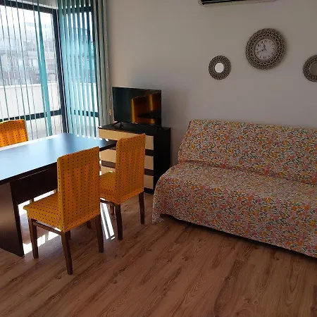 Azuro Apartment *