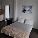 Azuro Apartment