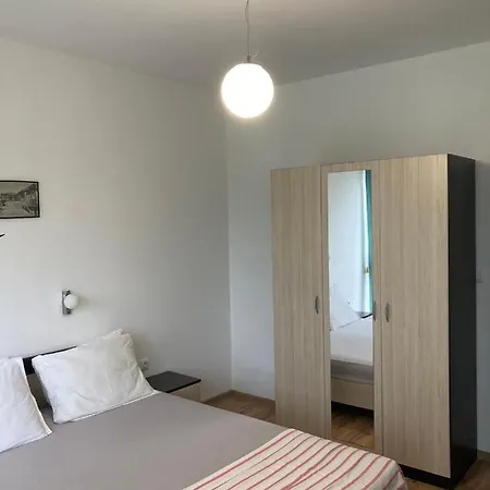 Azuro Apartament *