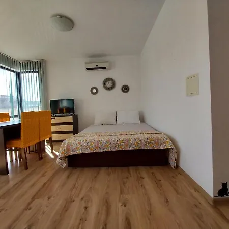 Azuro Apartament